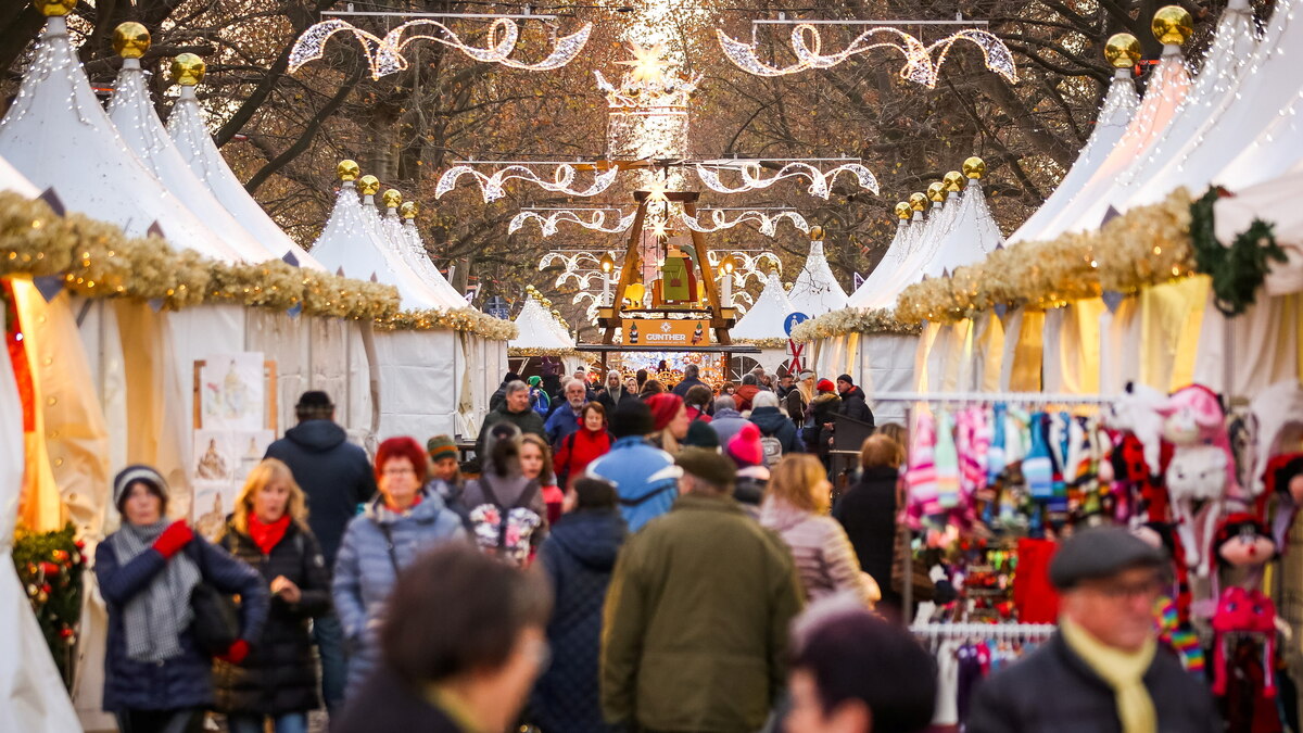 Wegen Bratwurst: Rettungseinsatz auf Dresdner Weihnachtsmarkt