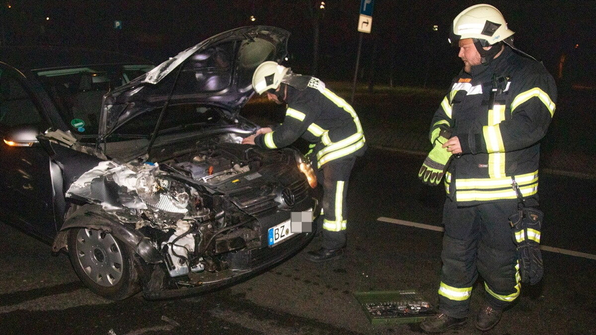 Kamenz Unfall Ungebremst Auf Parkendes Auto Gekracht S Chsische De