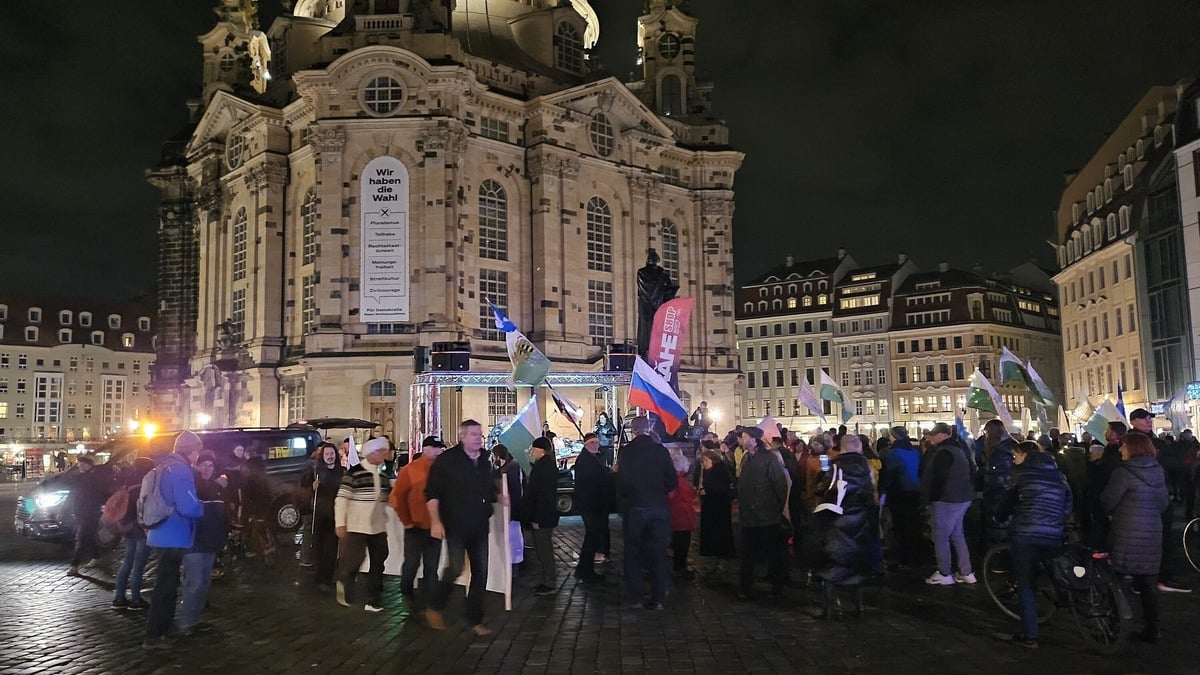 Police Investigating Fake Tagesschau News at Monday Demonstrations in Dresden