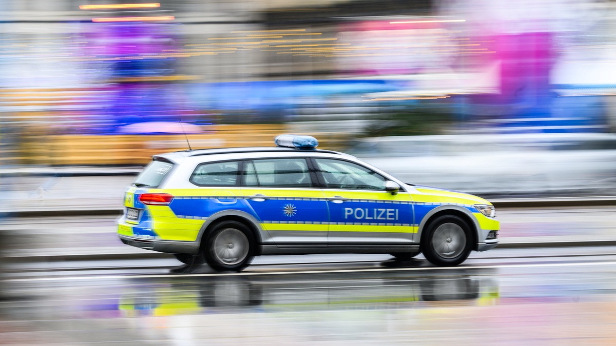 34-Jähriger überfällt und beraubt Mann in Dresden