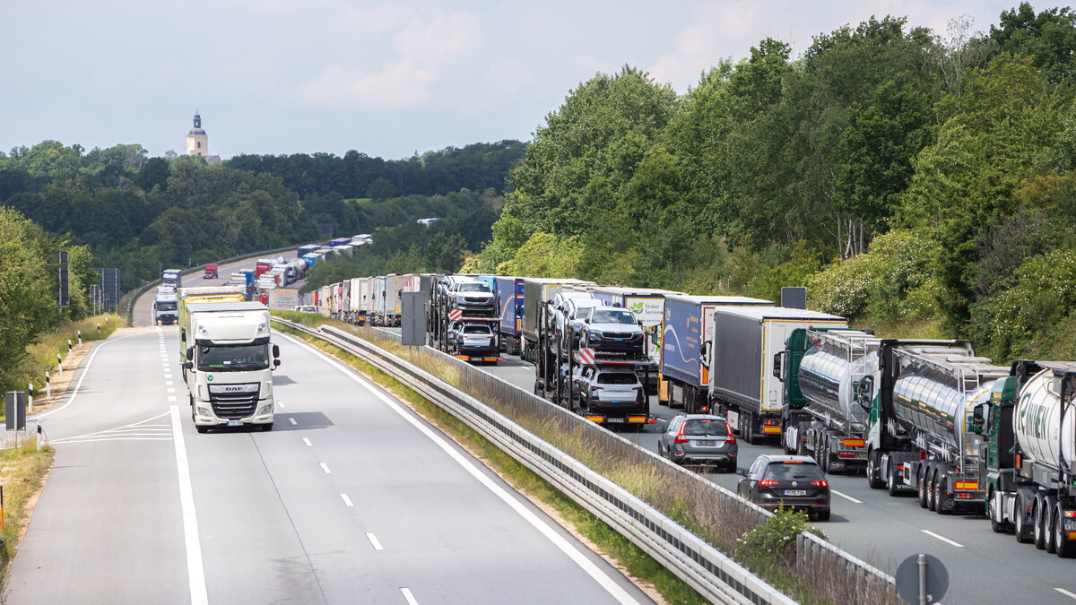 Korki przed wakacjami letnimi 2023 w Saksonii: dotyczy to autostrad
