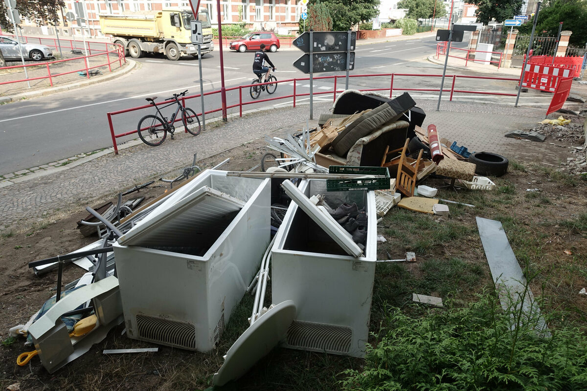 Aufregung um RiesenMüllhaufen in Döbeln Sächsische.de