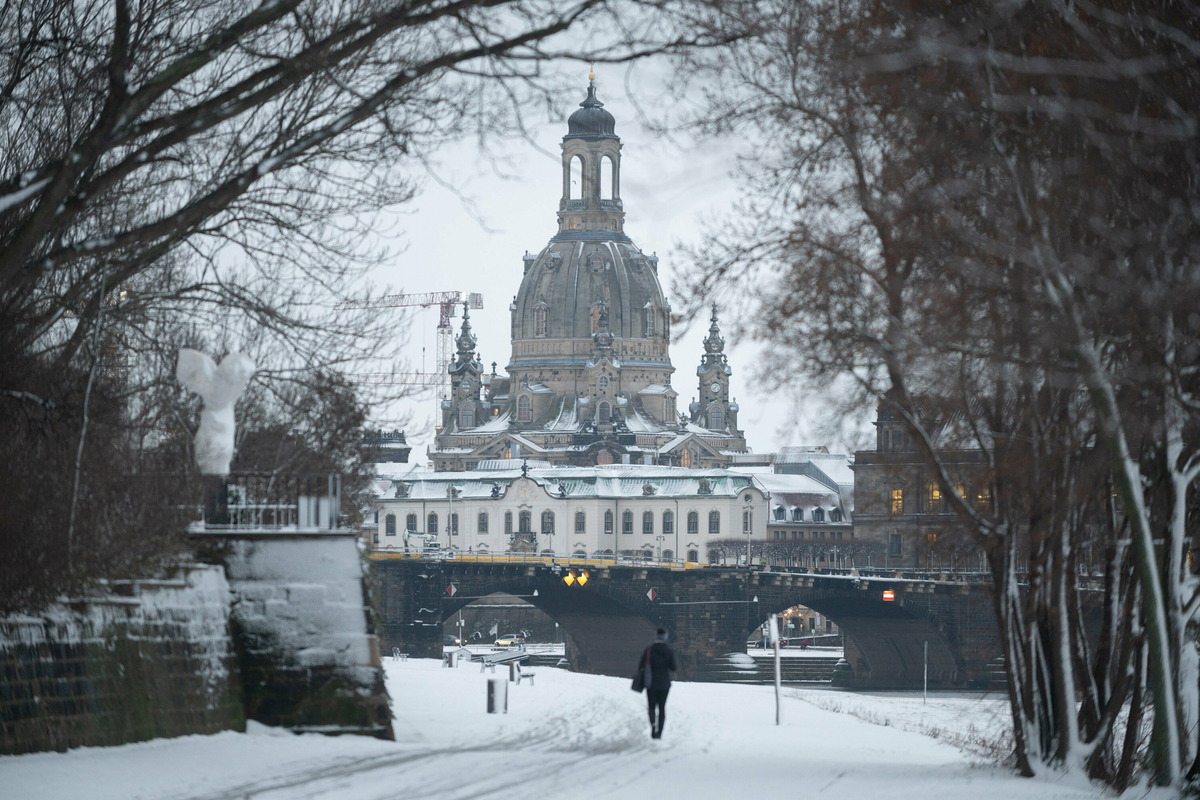 Das Winterwetter bleibt Dresden vorerst erhalten. So viel Neuschnee wie am Donnerstag kommt aber nicht noch einmal.