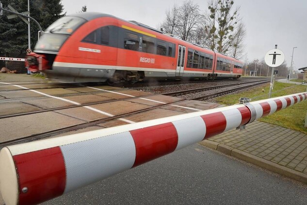 Brückenbau bremst Züge aus Sächsische.de