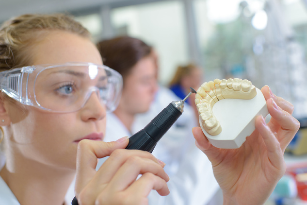 Dentalstudio Sucht Zahntechniker S Chsische De