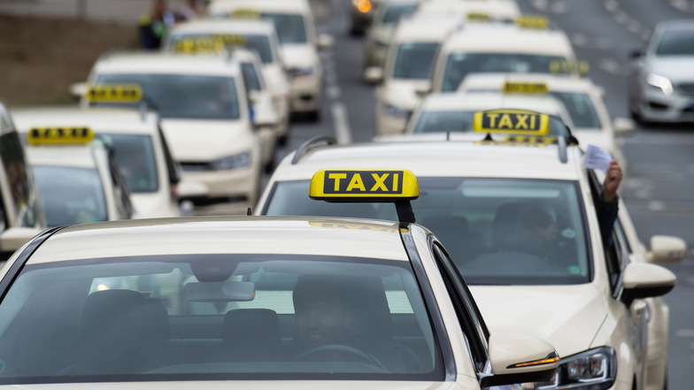 Hohe Spritpreise: Taxigebühren sollen in Leipzig steigen