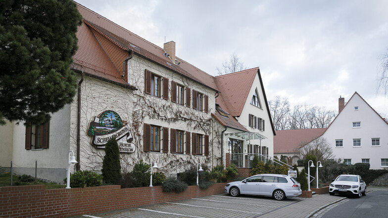 Das Hotel Schellergrund hat nur noch wenige Bewohner - das Ehepaar Richter - und keine Gäste mehr