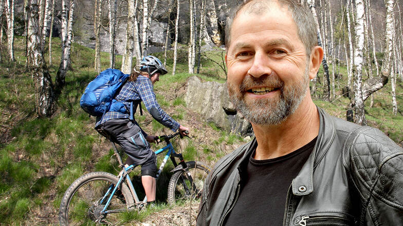 Albrecht Gubsch sorgt sich über die Auswirkungen vom Mountainbiking am Kottmar.
