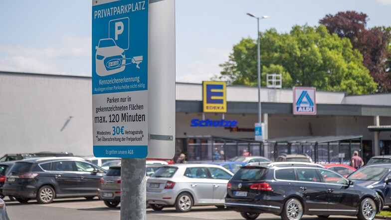 Märkte in Niesky lassen nur noch ihre Kunden parken