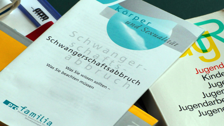 Werbeverbot für Abtreibungen: Bundestag schafft Paragraf 219a ab