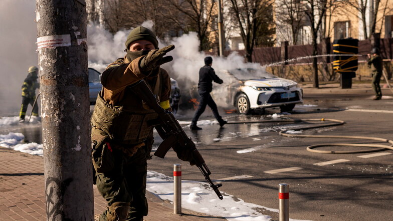 Die Nachrichtenseiten in Deutschland sind derzeit voll von schrecklichen Bildern aus der Ukraine. Das kann belasten.