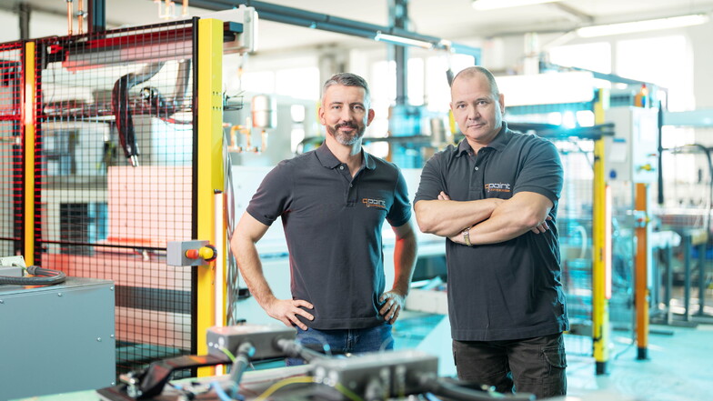 Matti Reppe und Holger Orawetz, Chefs und Inhaber der Qpoint Composite GmbH in Dresden (v. l.). Sie wollen über den Unternehmerpreis noch bekannter werden – und hoffen so auch, einen Investor zu finden.