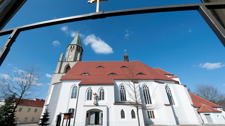 Die katholische Pfarrkirche in Wittichenau.