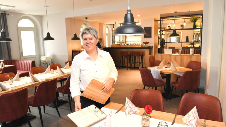 Simone Mende ist die Restaurantchefin in den Ballsälen Coßmannsdorf.