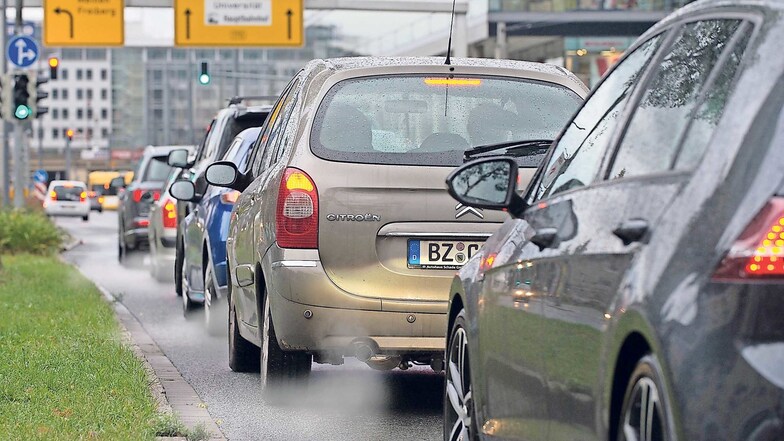 Autos sind in Städten der Hauptgrund für eine hohe Stickstoffoxidbelastung.