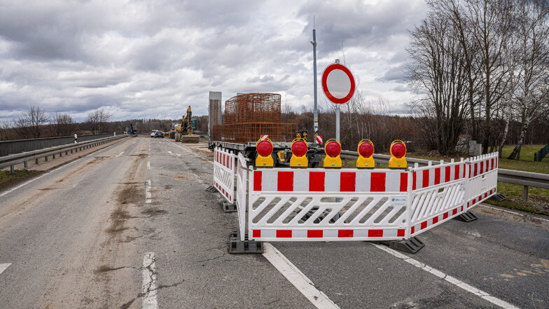 Eines der Großprojekte ist die Neubaustrecke mit A4-Anschluss bei Leppersdorf. Ab März wird die alte Brücke über die Autobahn saniert und zum Wirtschaftsweg umgebaut.