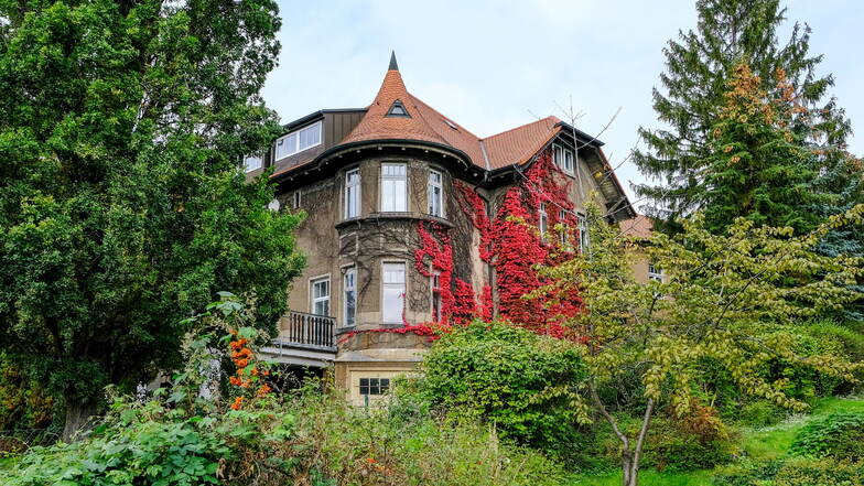 Das Landhaus Beschke in Radebeul wurde 1906 erbaut, ist nach seinem Bauherren und ersten Bewohner benannt und steht seit mehreren Jahren leer.