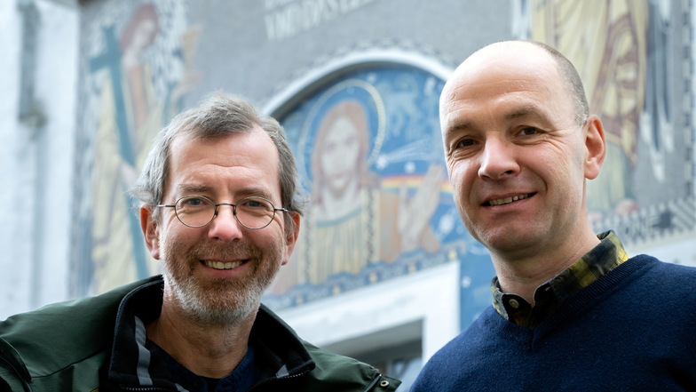 Pfarrer Joachim Rasch (l.) und Diakonie-Sozialarbeiter Stephan Apitz gehören zu den Initiatoren für Aktionen für Hilfebedürftige in Bischofswerda.