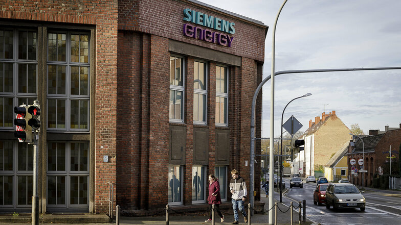 In Görlitz ist nun deutlich zu sehen, dass das Turbinenwerk nicht mehr zu Siemens, sondern zu Siemens Energy gehört.