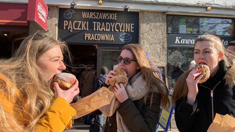 Am "fetten Donnerstag" gehen im Schnitt 100 Millionen Pfannkuchen über die polnischen Ladentheken.