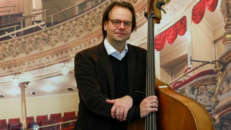 Sven Rössel war zehn Jahre Leiter der Kreismusikschule. Der Kontrabassist war aber auch gesellschaftlich engagiert, forschte historisch und spielte immer wieder in Orchesteraufführungen mit.