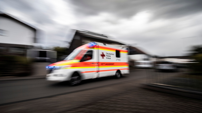 Notfallsanitäter in Dresden angegriffen und schwer verletzt
