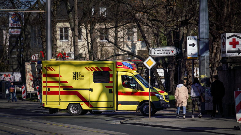 Wegen eines aggressiven Patienten musste die Polizei am Samstag ins Dresdner Diakonissenkrankenhaus.