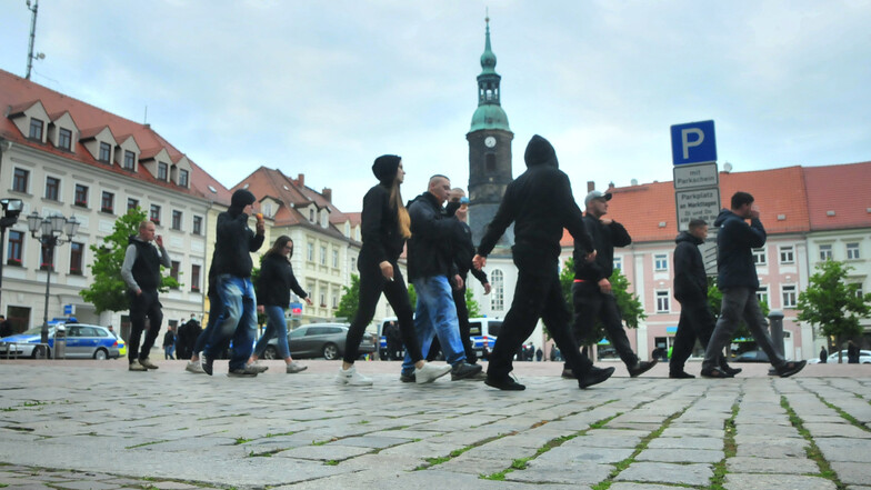 Rund 200 Menschen waren beim dritten "Montags-Spaziergang" in Großenhain unterwegs.