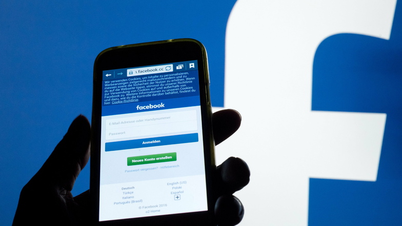 Ungarn will gegen Online-Plattformen wie Facebook und Twitter wegen ihrer Nutzerrichtlinien vorgehen