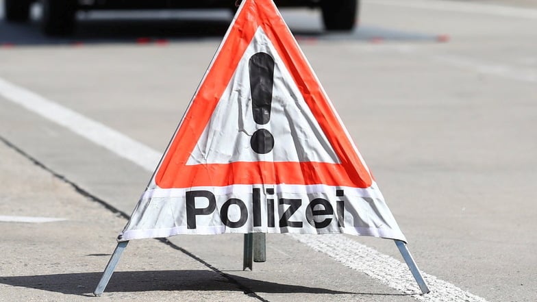 Schwepnitz: Vier Personen bei Unfall auf B 97 verletzt