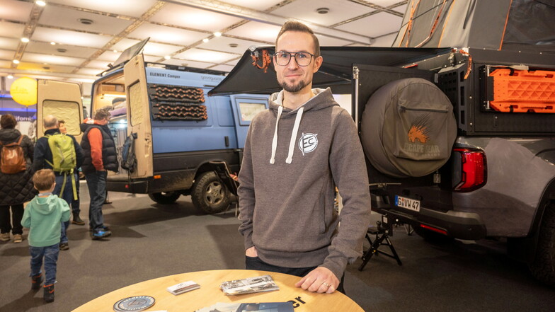Stephan Wenke hat 2019 das Unternehmen "Element Camper" gegründet. Seitdem baut das Dresdner Unternehmen Vans nach Kundenwunsch individuell aus.