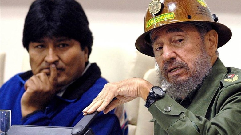 2005: Boliviens Evo Morales zu Besuch beim großen Vorbild.