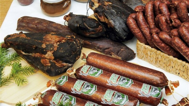 Diese Wildprodukte werden in der Fleischerei Schempp in Tauscha hergestellt – aus dem Wildfleisch, geschossen von Carolin und Torsten Reißig.