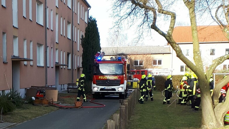 Alle Rothenburger Ortswehren sind in den Mittagsstunden des 4. Advent zu einem Wohnungsbrand An der Bahn alarmiert worden.