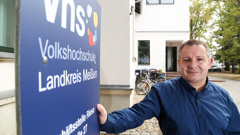 René Gubsch ist Geschäftsführer der Volkshochschule im Kreis Meißen. Damit die ihrer gesellschaftlichen Verantwortung auch im ländlichen Raum nachkommen kann, müsse man teils neue Wege beschreiten, sagt er.