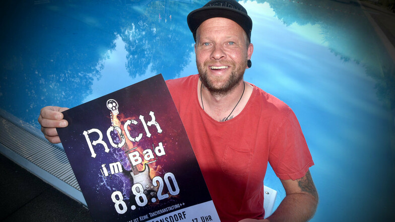 Schwimmmeister Ronny Richter freut sich auf die Rocknacht am Sonnabend.
