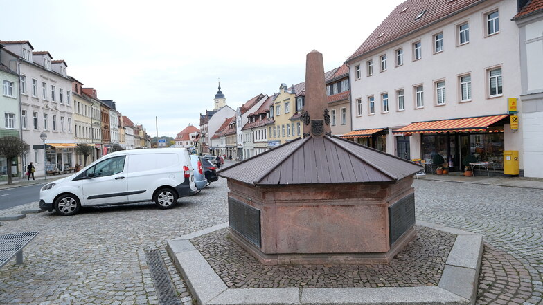 Der Marktplatz in Nossen soll rund um den Brunnen aufgewertet werden.