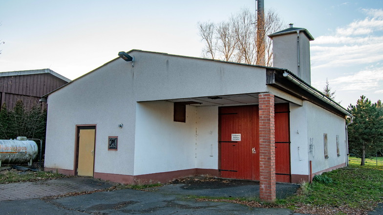 Im alten Feuerwehrgerätehaus in Mannsdorf wollen sich die Neudorfer Schützen ein Vereinsdomizil einrichten.