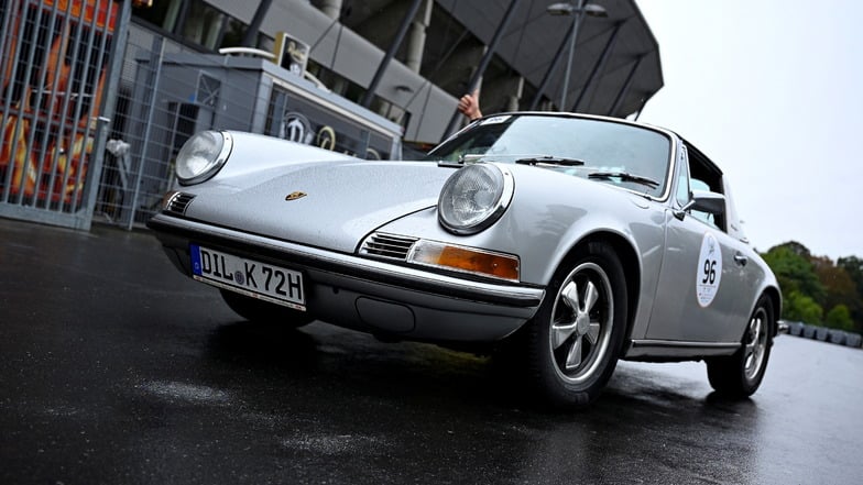 Porsche 911, Baujahr 1972, mit Fahrer Klaus-Dieter Dunz und Beifahrer Derk Helmdach.