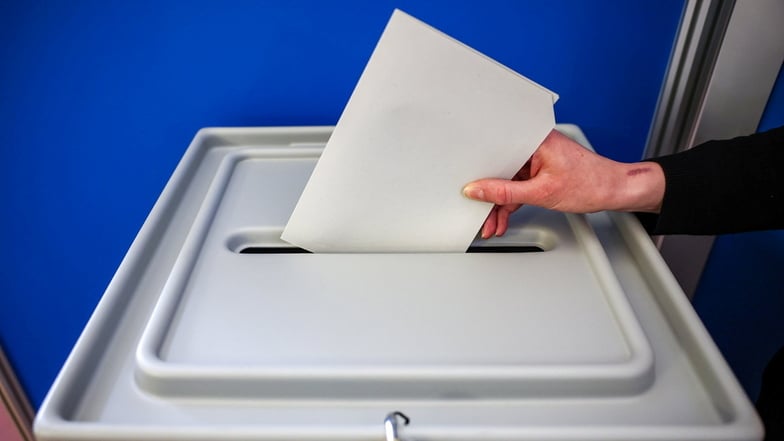 Mit der Öffnung der Wahllokale um 08.00 Uhr hat in Sachsen die Landtagswahl begonnen.