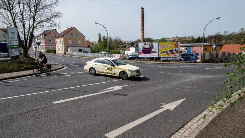 Die Kreuzung Zschepplitzer Straße in Großbauchlitz ist ab Montag wegen Bauarbeiten gesperrt.
