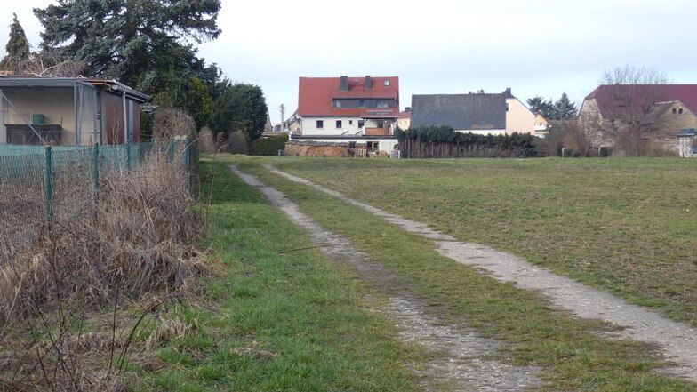 Am östlichen Ortsrand von Großdubrau soll Platz für weitere Eigenheime entstehen.