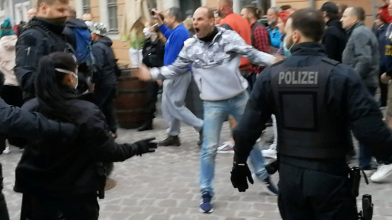 Marco F. trat bei der Demonstration in Pirna äußerst aggressiv auf.