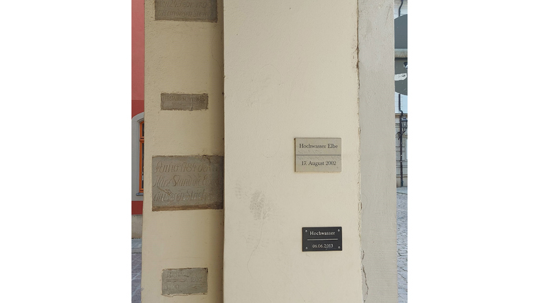 Markierungen Heinrichsplatz/Leipziger Str.
