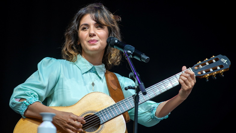 Katie Melua verzauberte am Samstag die Junge Garde in Dresden.