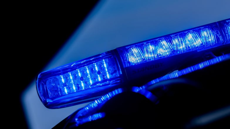 Missglücktes Überholmanöver auf der B2 in Krostitz - Frau schwer verletzt