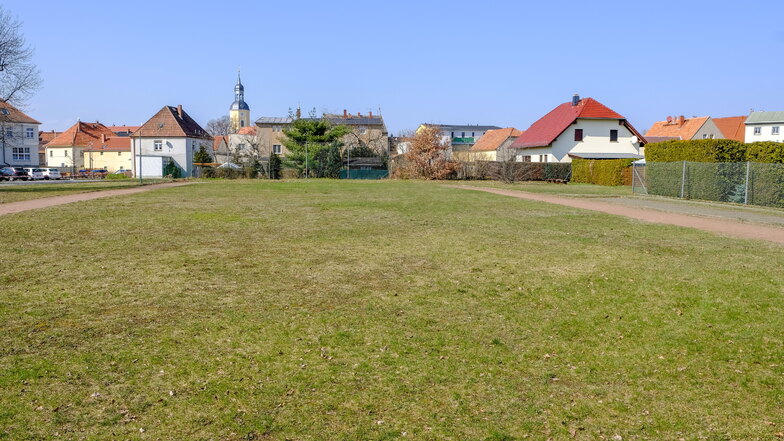 Nach der Neugestaltung werden die jetzige Sportfreiflächen der Radeburger Zille-Oberschule nicht mehr wiederzuerkennen sein.