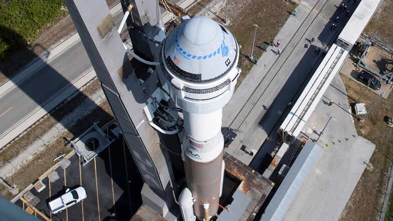 Das CST-100 Starliner-Raumschif wird mit einer Atlas-V-Rakete in den Weltraum gebracht