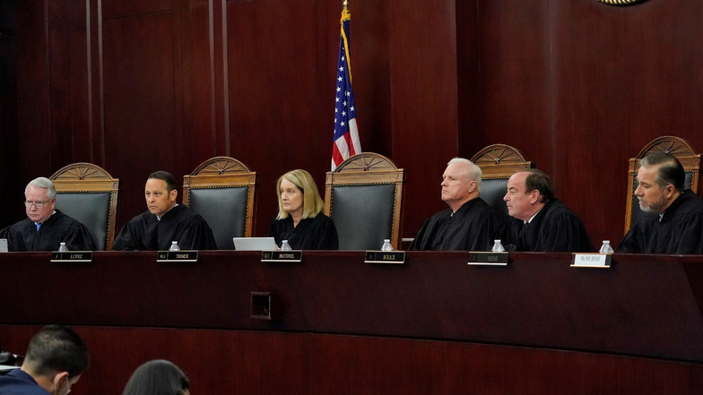 Blick auf die Richter des Obersten Gerichtshofs von Arizona