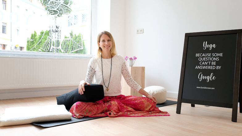 Claudia Hossner hat an der Leipziger Straße 8 ein Yogastudio eröffnet.